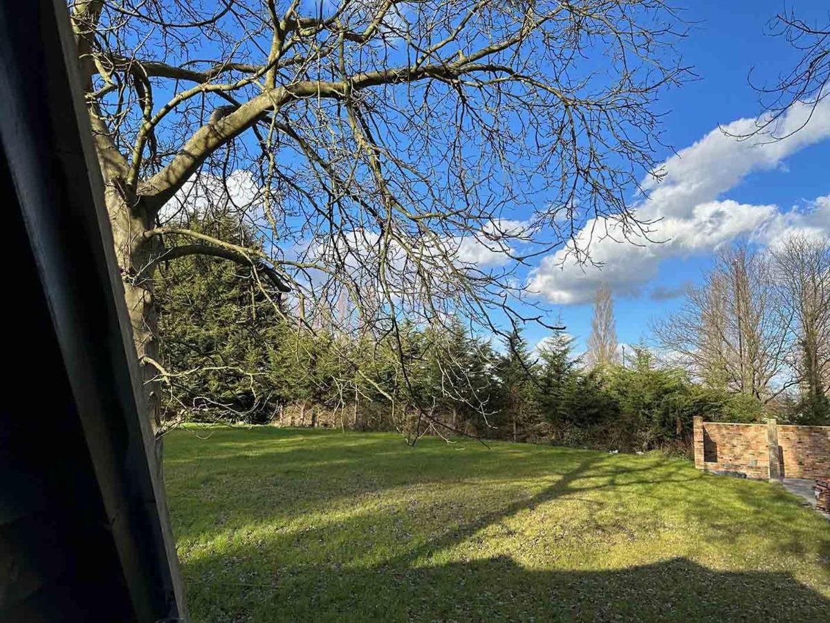 Forest Studio Apartment Gated Parking On 2 Acres Garden Chislehurst Exterior photo