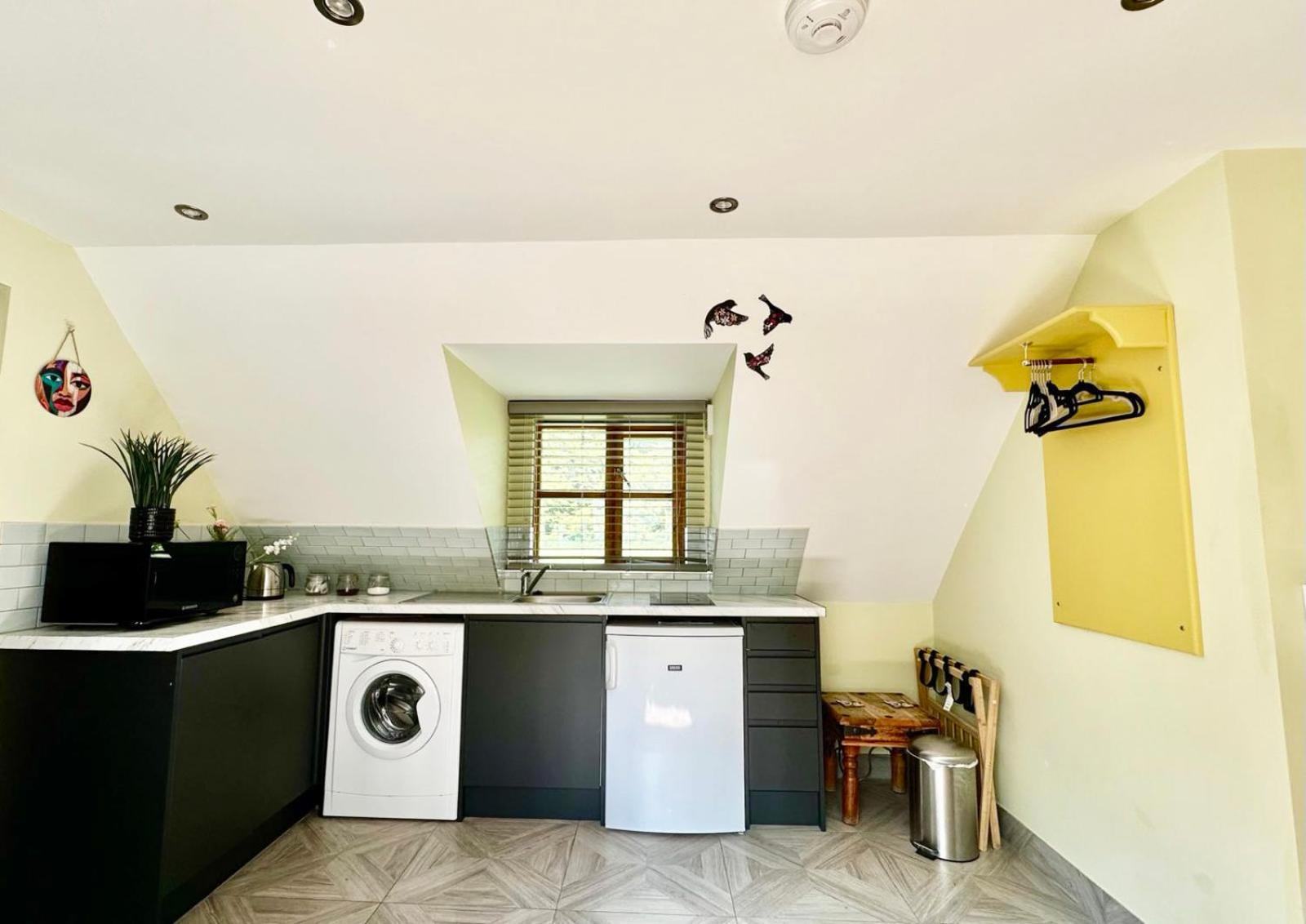 Forest Studio Apartment Gated Parking On 2 Acres Garden Chislehurst Exterior photo