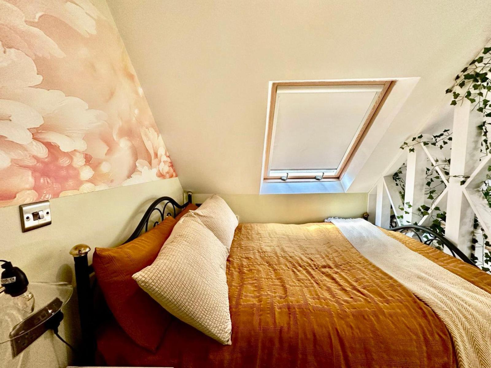 Forest Studio Apartment Gated Parking On 2 Acres Garden Chislehurst Exterior photo
